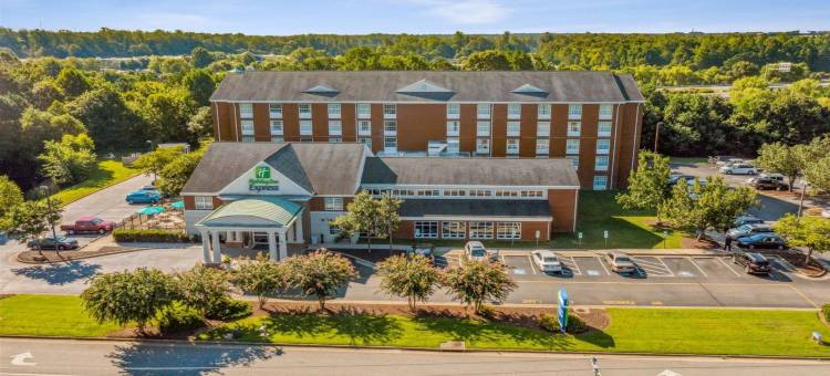 北威廉斯堡智选假日酒店(Holiday Inn Express Williamsburg North)图片