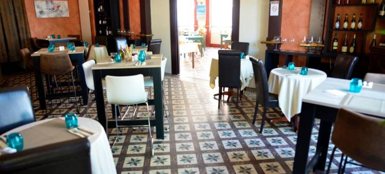 莫扎斯迪酒店(Logis Hotel Majestic Chatelaillon Plage - la Rochelle)图片