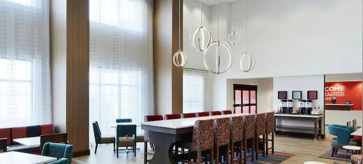 芝加哥沃基根欢朋套房酒店(Hampton Inn & Suites Chicago Waukegan)图片