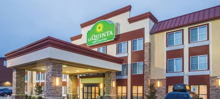 伊利诺伊州奥法隆圣路易斯拉昆塔温德姆套房酒店(La Quinta Inn & Suites by Wyndham O'Fallon, IL - St. Louis)图片