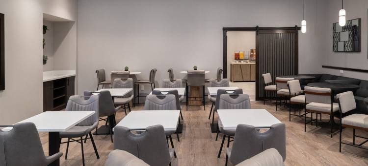 弗雷明汉费尔菲尔德套房酒店(Fairfield Inn & Suites Framingham)图片