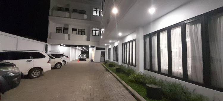 三R酒店(Three R Hotel)图片