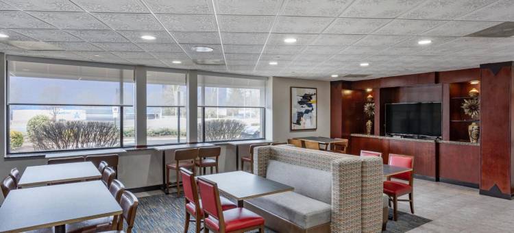 舒适酒店帕拉默斯 - 哈肯萨克(Comfort Inn Paramus - Hackensack)图片