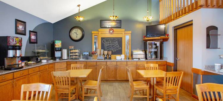 科拉尔维尔美吟温德姆酒店(AmericInn by Wyndham Coralville)图片