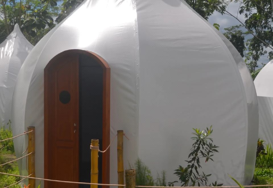 Omah Kloewoeng Resort Kaliurang Hotel Overview