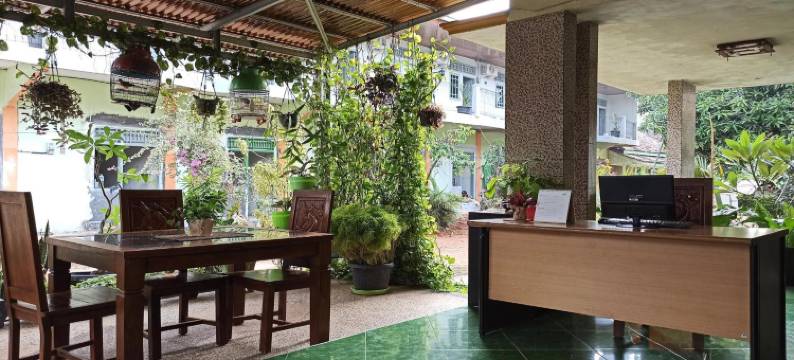 红多兹酒店-近楠榜梅德卡地铁塔曼(RedDoorz Near Taman Merdeka Metro Lampung)图片