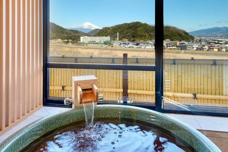 富嶽花房