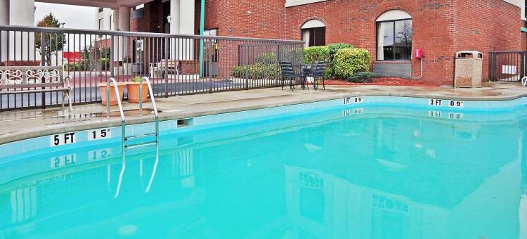 智选假日套房酒店威尔逊市中心(Holiday Inn Express & Suites Wilson-Downtown)图片