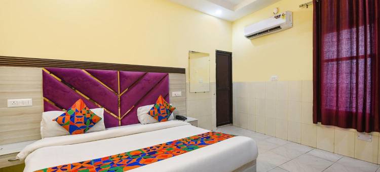 昌迪格苏里亚宫酒店(FabHotel Surya Palace 1)图片