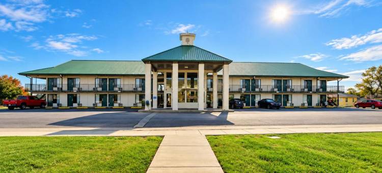 克雷斯特维尤布兰森西银元城旅馆(Crestview Inn Branson West by Silver Dollar City)图片