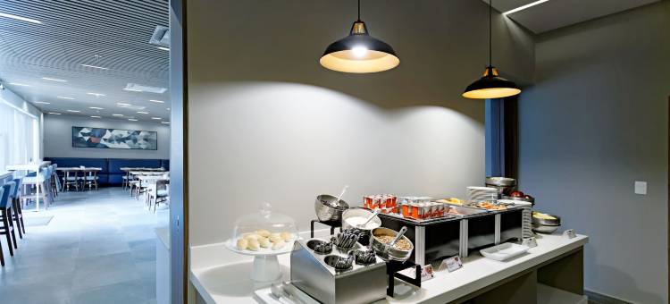 Holiday Inn Express 比亚埃尔莫萨塔巴斯科2000(Holiday Inn Express Villahermosa Tabasco 2000)图片