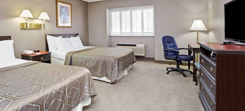 西科维纳市温德姆戴斯酒店(Days Inn by Wyndham West Covina)图片