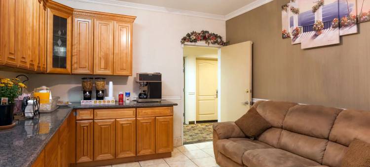 Howard Johnson by Wyndham Bakersfield图片