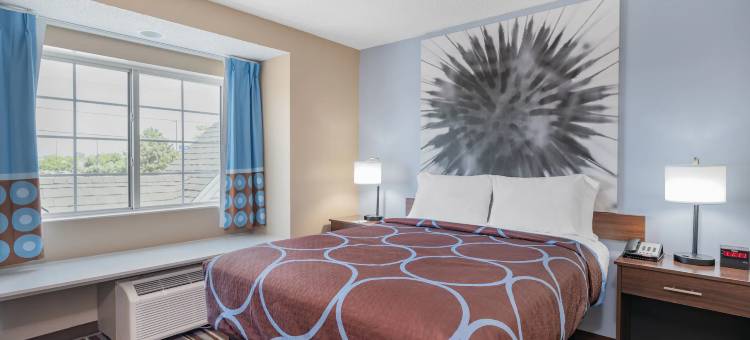 乔利埃特温德姆速8酒店(Super 8 by Wyndham Joliet)图片