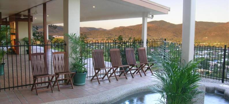 高峰雨林酒店(The Summit Rainforest Retreat)图片