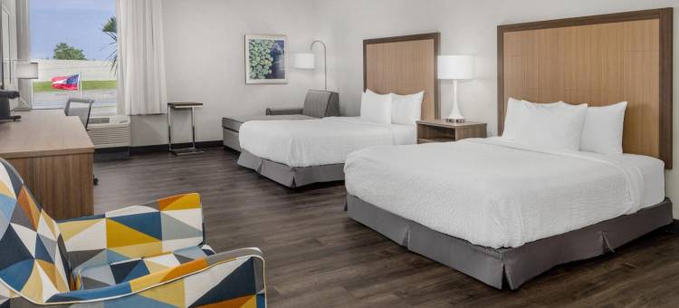 温汉姆酒店旗下拉昆塔温德姆酒店套房-瓦尔多斯塔(La Quinta Inn & Suites by Wyndham Valdosta)图片