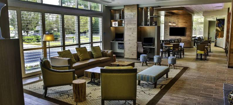 萨凡纳中城万枫酒店及套房(Fairfield Inn & Suites Savannah Midtown)图片