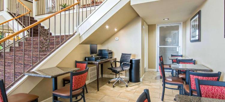 阿卡德尔菲亚-大学区凯艺酒店(Quality Inn Arkadelphia - University Area)图片