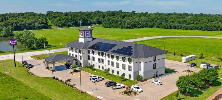 诺曼大学附近舒眠套房酒店(Sleep Inn & Suites Norman Near University)图片