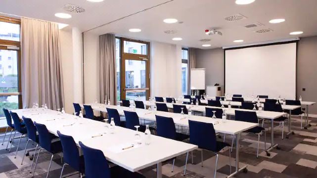 Hampton by Hilton Stuttgart Airport Filderstadt Hotel Overview