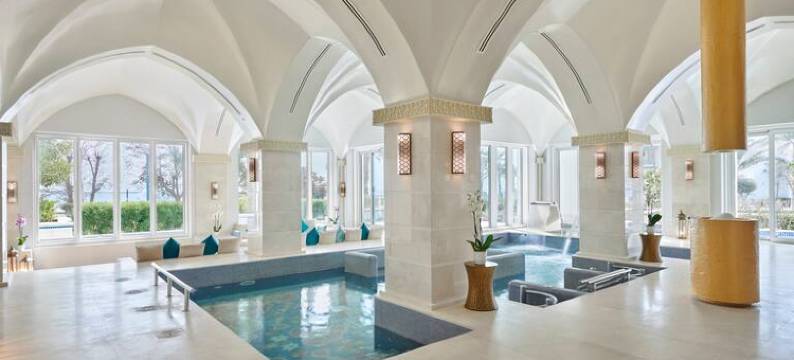 希尔顿萨尔瓦海滩度假村及别墅(Hilton Salwa Beach Resort & Villas)图片