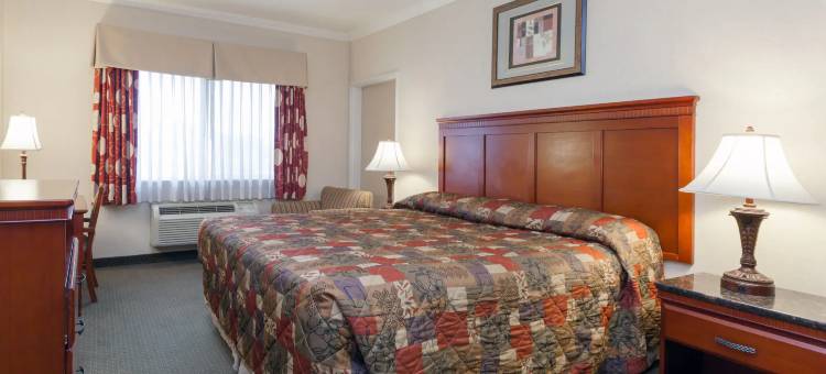 Howard Johnson by Wyndham Bakersfield图片