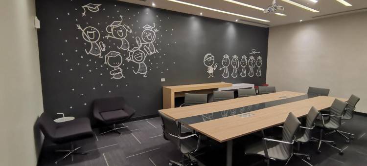 蒙特雷阿波达卡机场区温德姆华美达安可酒店(Ramada Encore by Wyndham Monterrey Apodaca Zona Aeropuerto)图片