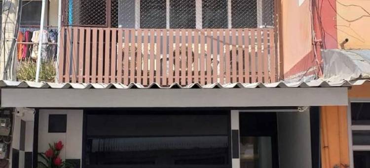 本杰马斯青年旅舍(Benjamas Hostels)图片