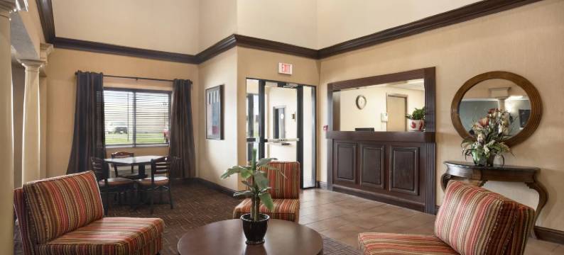 费尔维尤高地-圣路易斯速8酒店(Super 8 by Wyndham Fairview Heights-St. Louis)图片