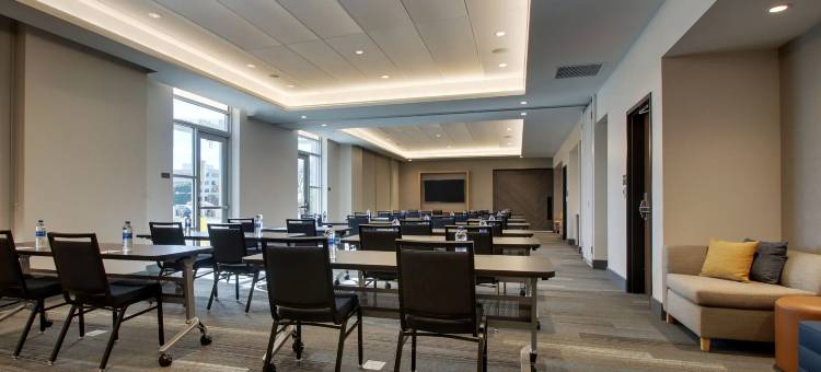 奥克布鲁克凯悦嘉寓酒店(Hyatt House Oak Brook)图片