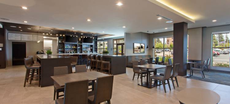 圣地亚哥埃尔卡洪万豪万怡酒店(Courtyard San Diego El Cajon)图片