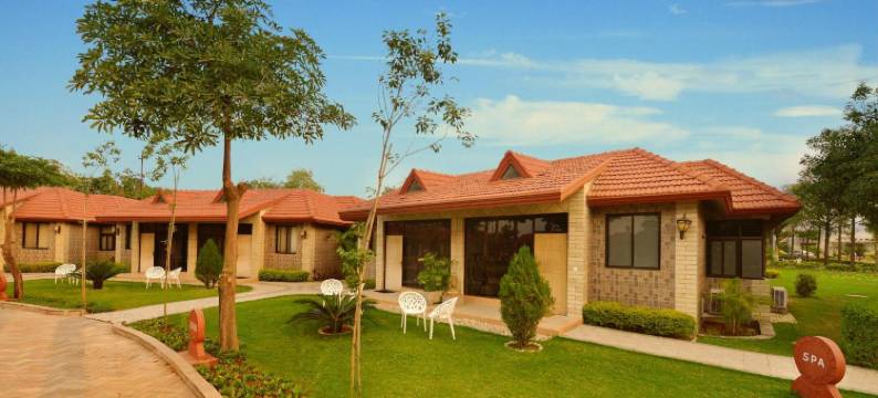 加瓦丹西拉达布里吉瓦顺塔拉水疗度假村(Shri Radha Brij Vasundhara Resort & Spa)图片