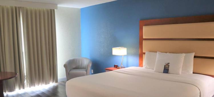 诺克罗斯-亚特兰大呗盟套房酒店(Baymont by Wyndham Norcross Atlanta)图片