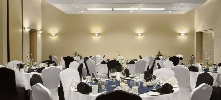 蒙克顿戴斯套房酒店(Days Inn & Suites by Wyndham Moncton)图片