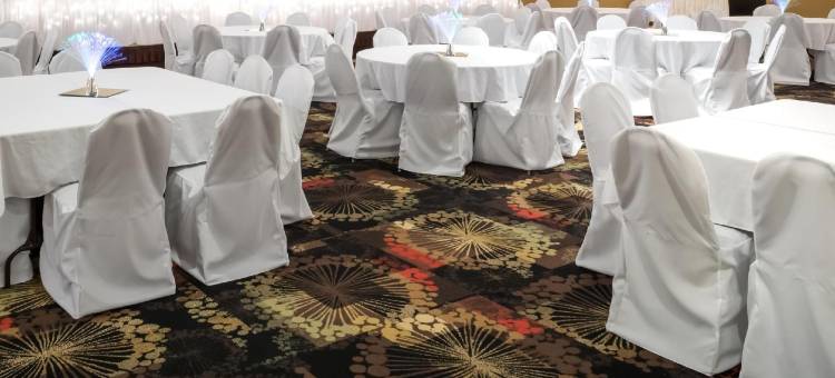 大福克斯华美达酒店(Ramada by Wyndham Grand Forks)图片