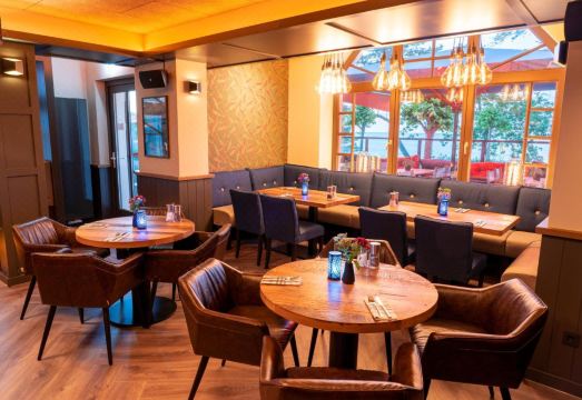 Nymphe Strandhotel & ApartmentsHotel Overview