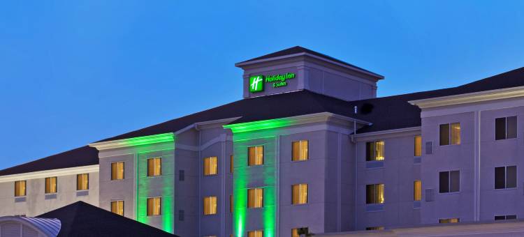 Holiday Inn & Suites 布卢明顿 - 机场(Holiday Inn & Suites Bloomington-Airport)图片