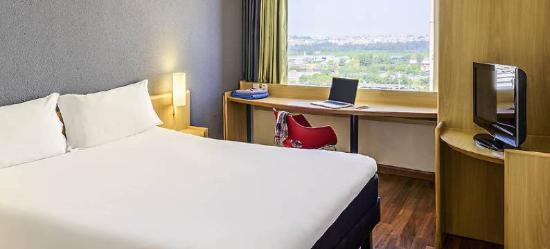 宜必思瓜鲁柳斯酒店(Ibis Guarulhos)图片