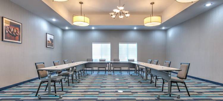 迪凯特拉昆塔温德姆套房酒店(La Quinta Inn & Suites by Wyndham Decatur)图片