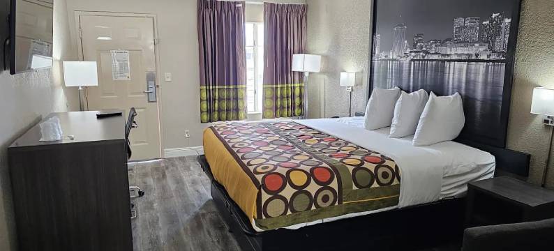 梅泰里温德姆速 8 酒店(Super 8 by Wyndham Metairie)图片