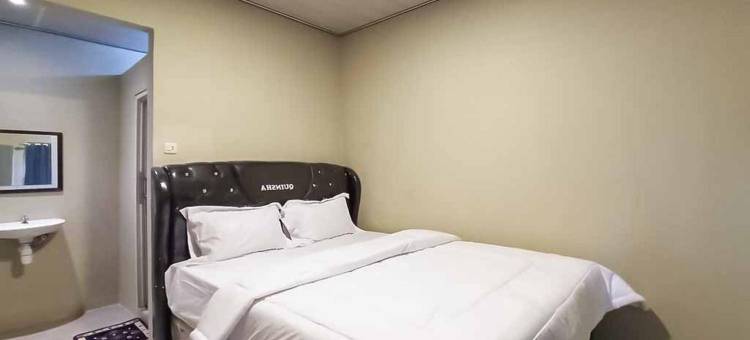 红多兹酒店-近楠榜梅德卡地铁塔曼(RedDoorz Near Taman Merdeka Metro Lampung)图片