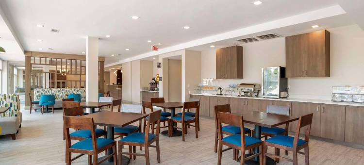 之家舒适酒店&套房-靠近亨德森海滩(Comfort Inn & Suites Destin Near Henderson Beach)图片