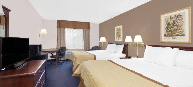 曾斯维尔温德姆呗盟酒店(Baymont by Wyndham Zanesville)图片