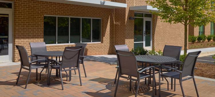 阿尔法利塔阿瓦隆区费尔菲尔德酒店(Fairfield by Marriott Inn & Suites Alpharetta Avalon Area)图片