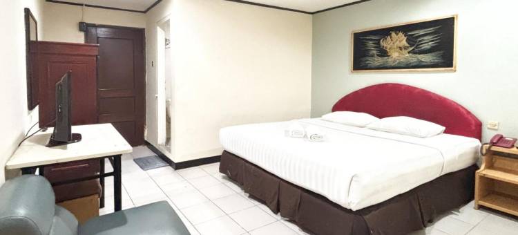 RedPartner大市场和英雄纪念碑酒店(Hotel Pasar Besar RedPartner near Tugu Pahlawan)图片