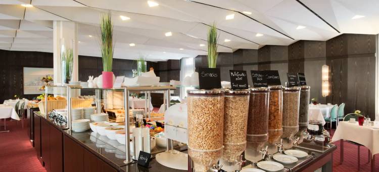 纽伦堡公园酒温德姆华美达店(Ramada by Wyndham Nuernberg Parkhotel)图片