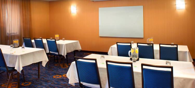 克利夫兰独立万怡酒店(Courtyard Cleveland Independence)图片