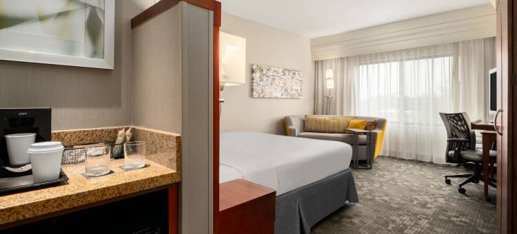 索尔兹伯里万怡酒店(Courtyard by Marriott Salisbury)图片