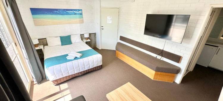 银泰网上品汽车旅馆(Top of the Town Motor Inn)图片