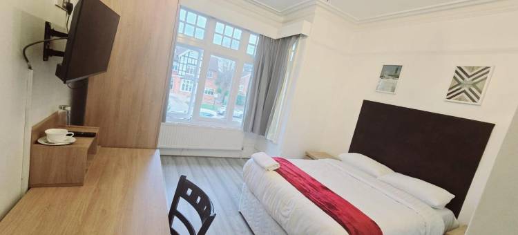 OYO金斯伍德酒店(Kingswood Hotel)图片